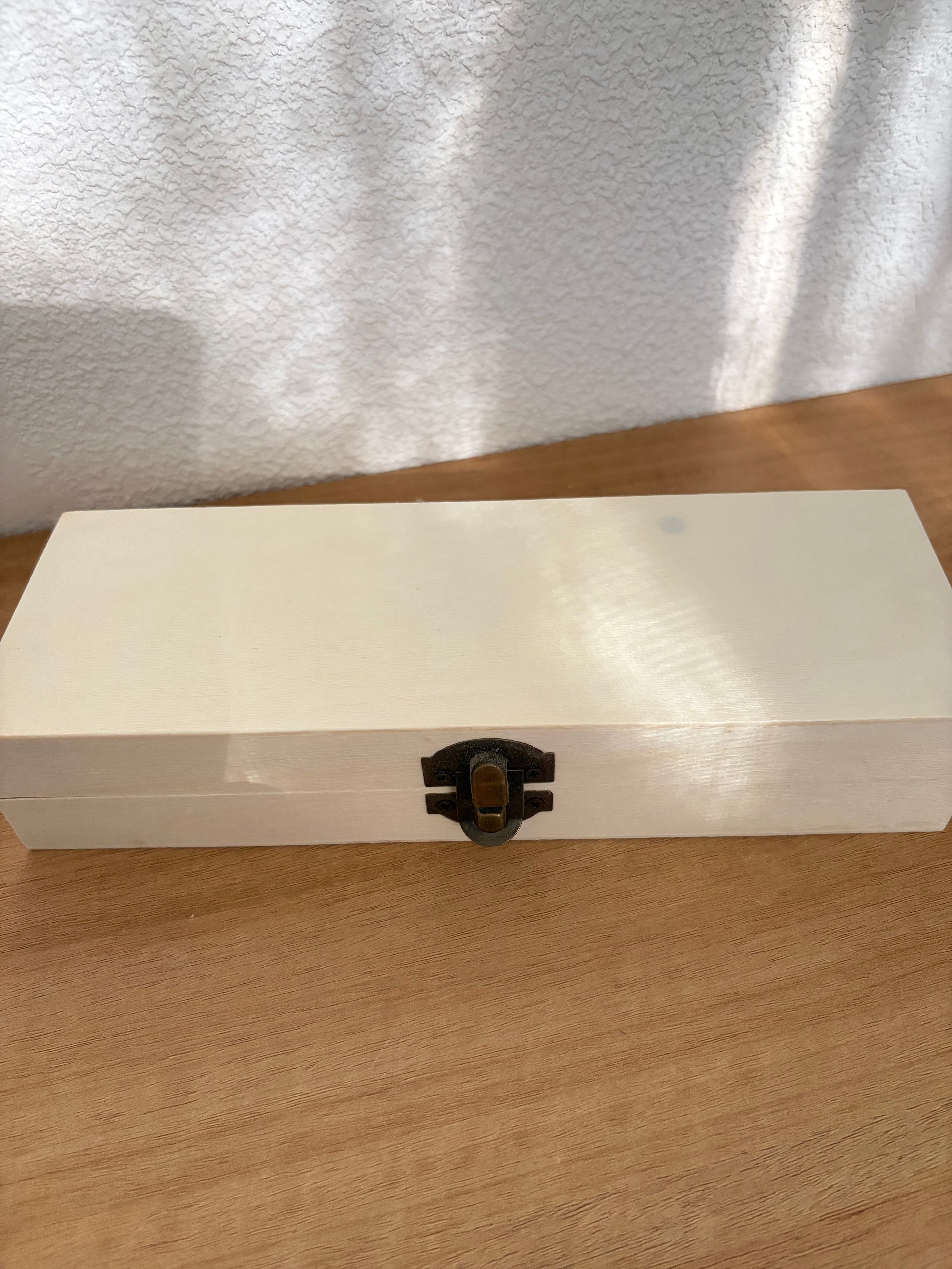 Jeu éducatif – Les 9 planètes – Boîte en bois