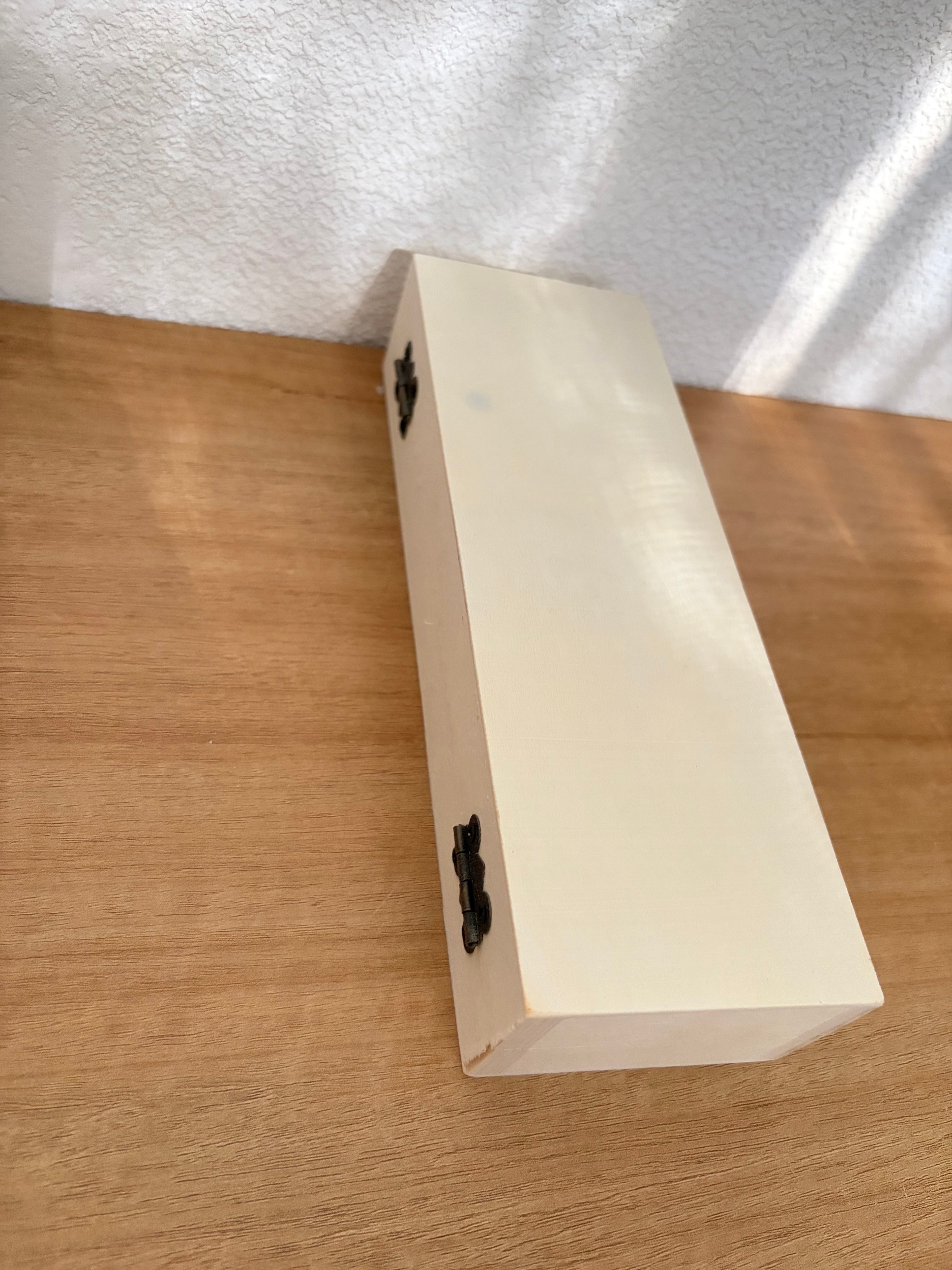 Jeu éducatif – Les 9 planètes – Boîte en bois