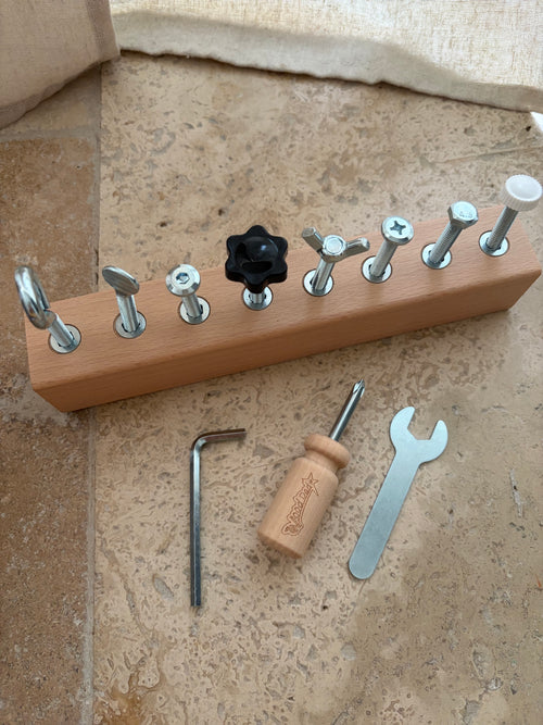 Jeu de bricolage en bois Montessori