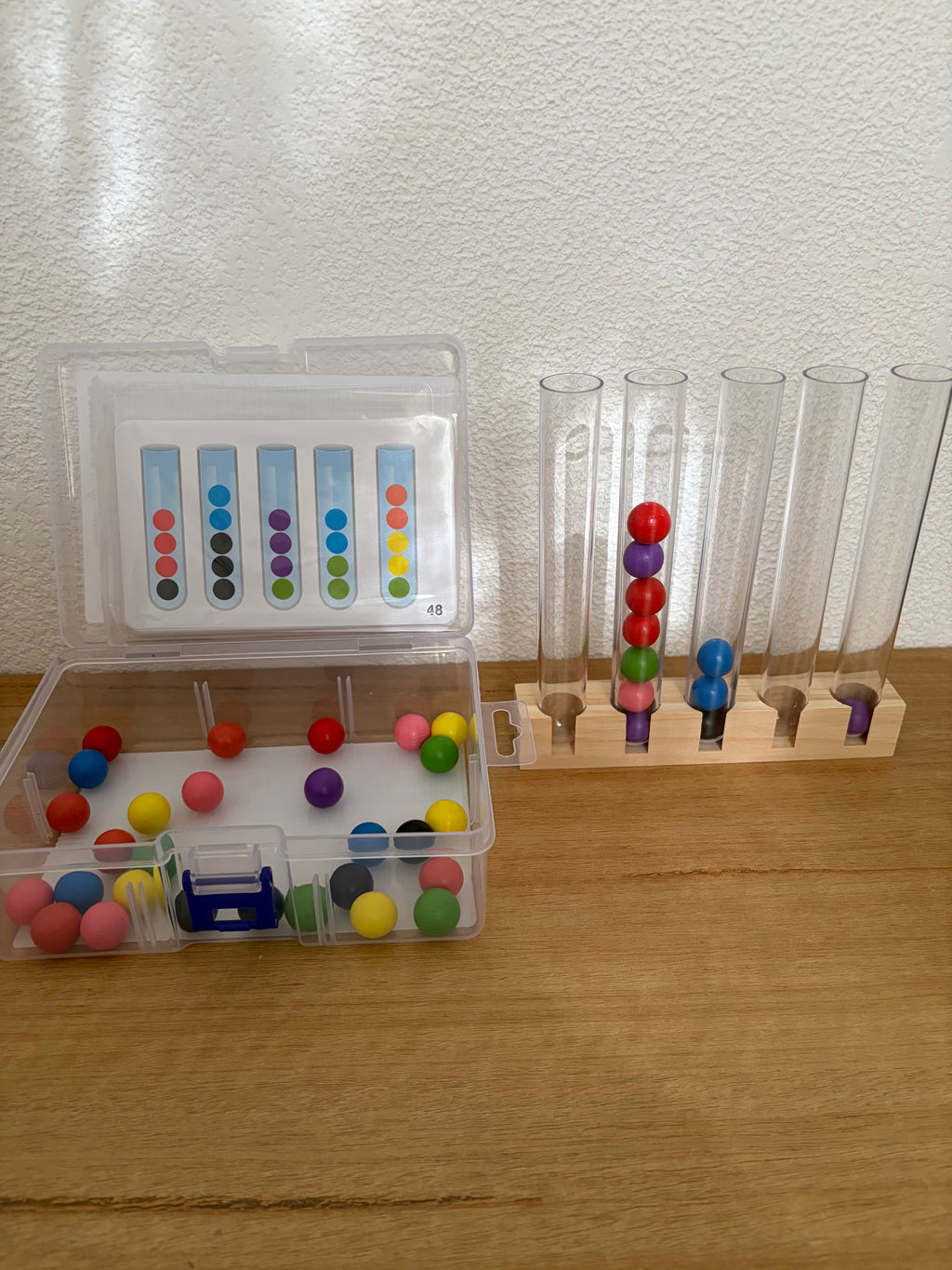 Jeu de Tri des Couleurs Montessori – Motricité Fine & Logique