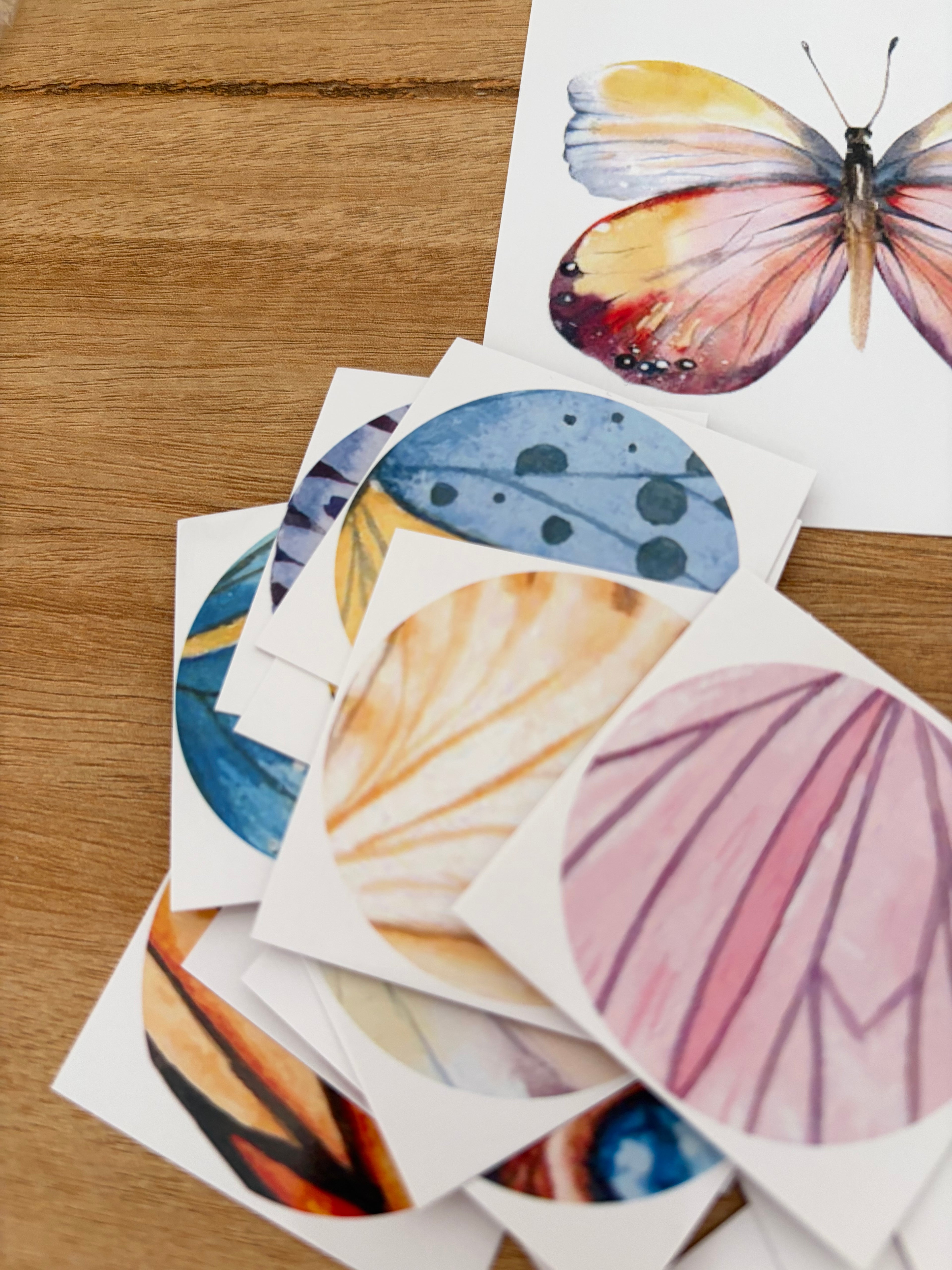 Jeu d’association papillons – 20 cartes + 20 mini cartes assorties